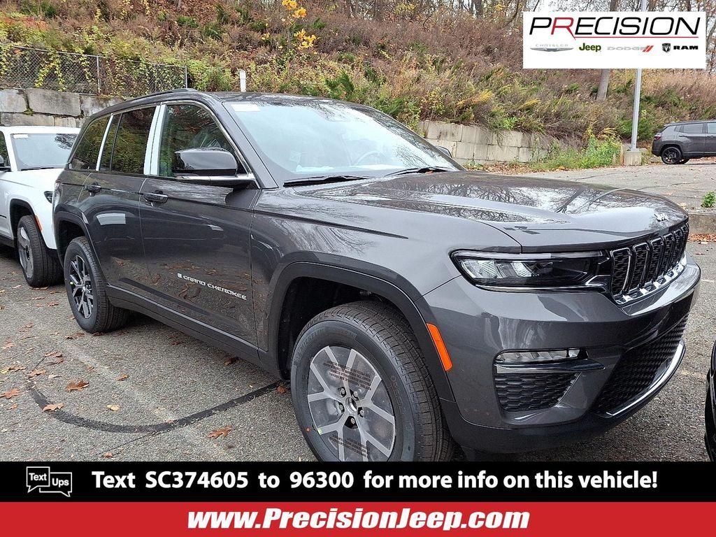 new 2025 Jeep Grand Cherokee car, priced at $47,495