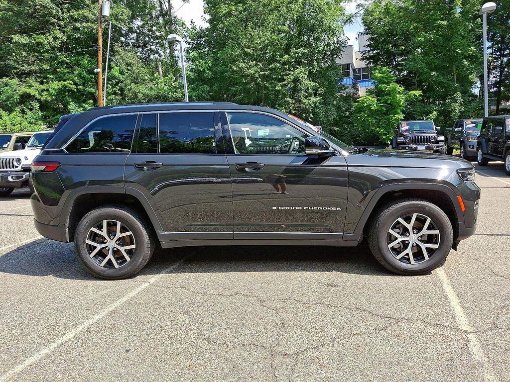used 2023 Jeep Grand Cherokee car, priced at $38,753