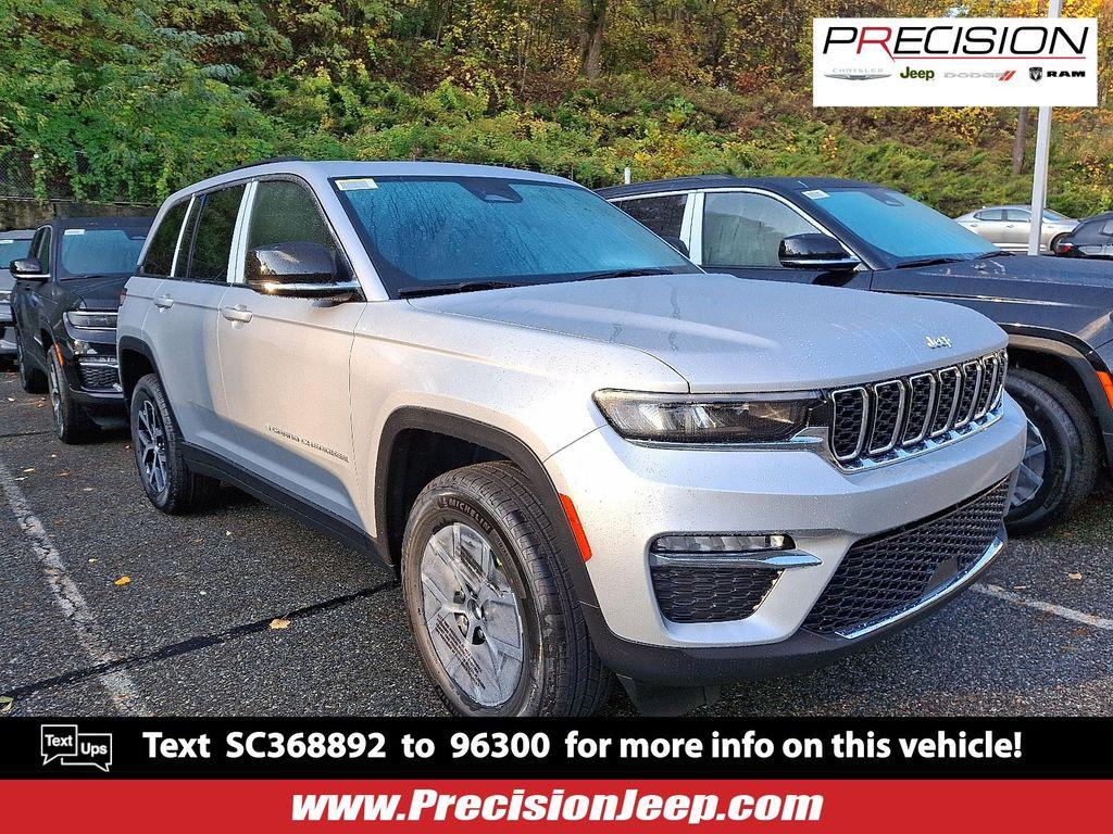 new 2025 Jeep Grand Cherokee car, priced at $50,010