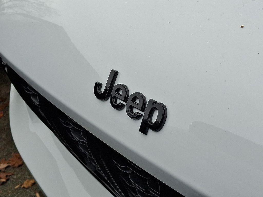 new 2025 Jeep Grand Cherokee L car, priced at $51,625