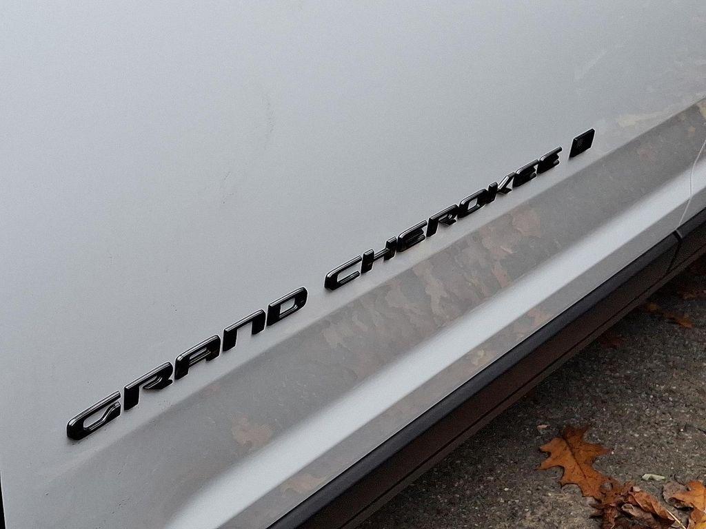 new 2025 Jeep Grand Cherokee L car, priced at $51,625