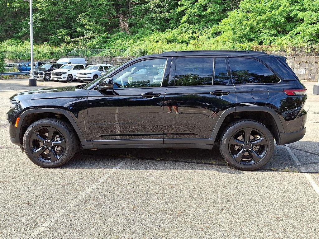 used 2023 Jeep Grand Cherokee car, priced at $37,333