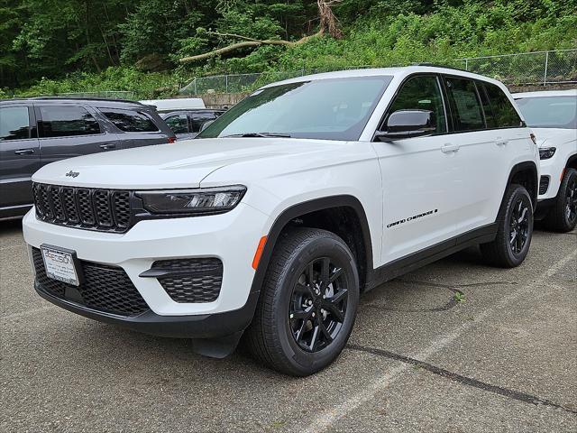 new 2025 Jeep Grand Cherokee car, priced at $46,135