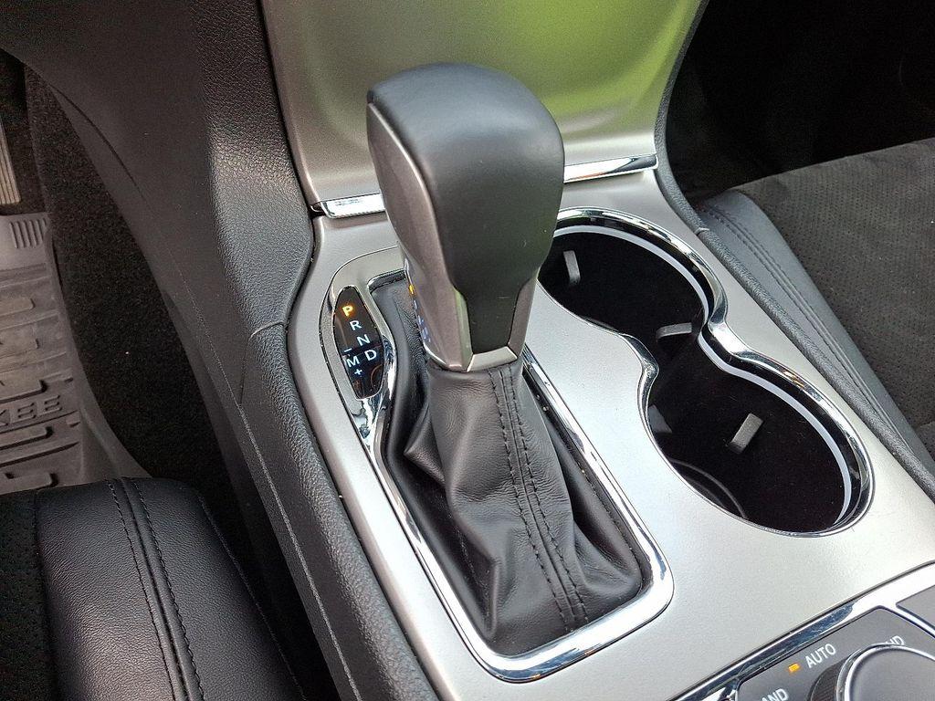 used 2022 Jeep Grand Cherokee car, priced at $31,922