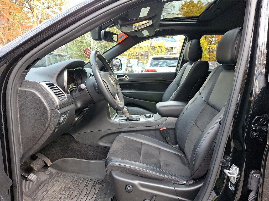 used 2022 Jeep Grand Cherokee car, priced at $31,922