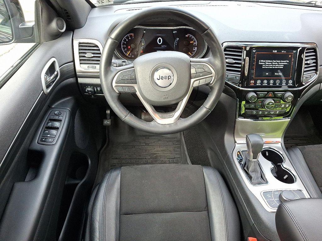 used 2022 Jeep Grand Cherokee car, priced at $31,922
