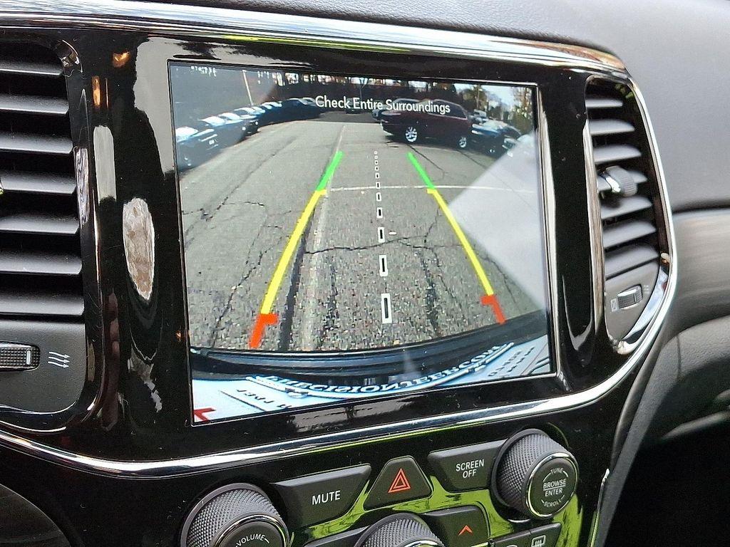 used 2022 Jeep Grand Cherokee car, priced at $31,922