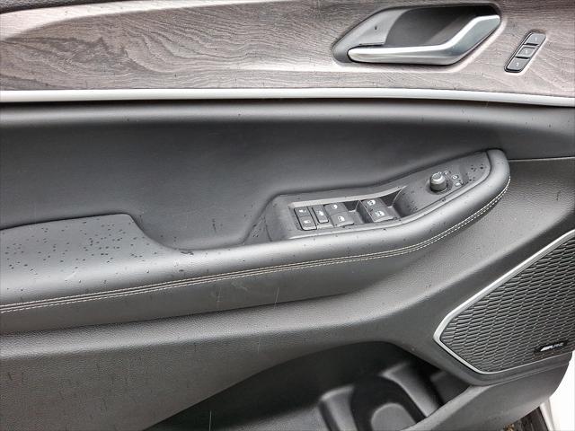 used 2022 Jeep Grand Cherokee car, priced at $36,922