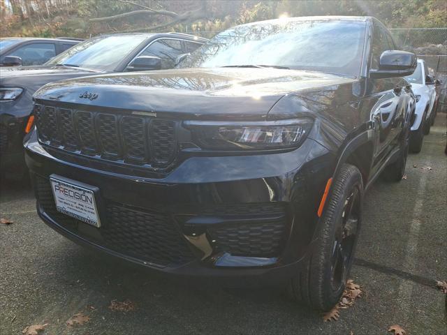 new 2025 Jeep Grand Cherokee car, priced at $48,175