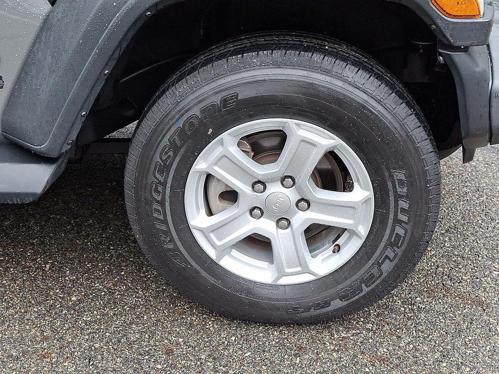 used 2021 Jeep Wrangler Unlimited car, priced at $30,731