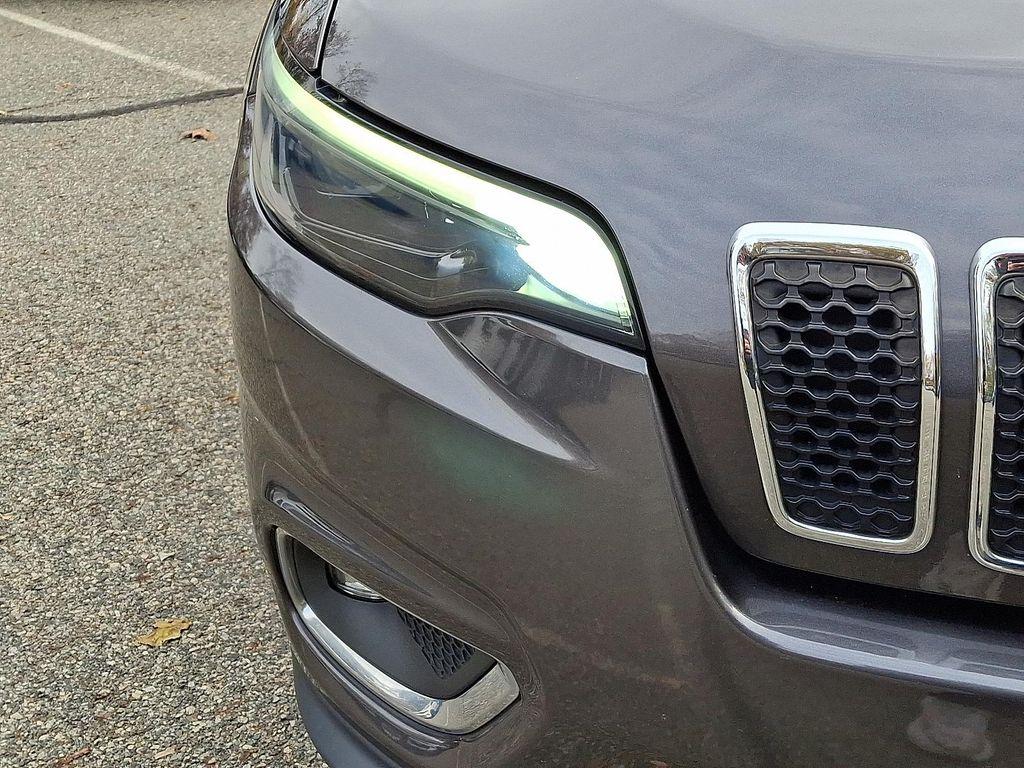 used 2019 Jeep Cherokee car, priced at $18,629