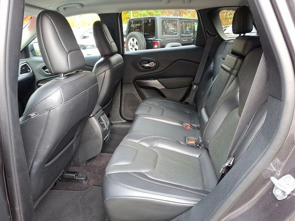 used 2019 Jeep Cherokee car, priced at $18,629