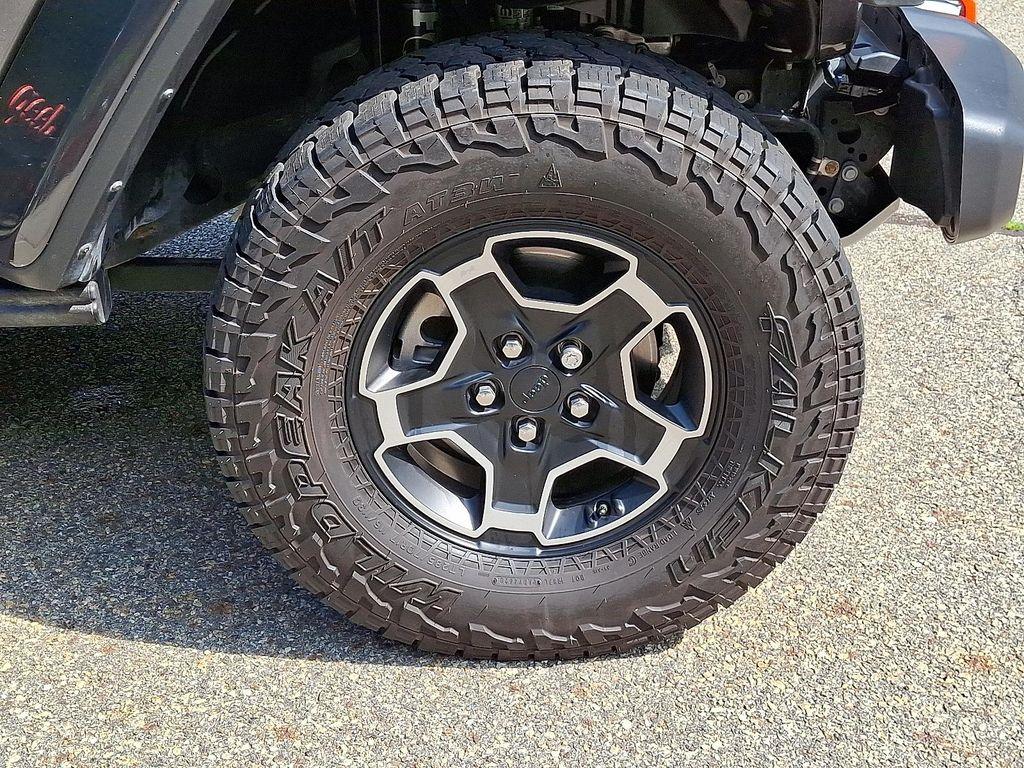 used 2021 Jeep Gladiator car, priced at $40,511