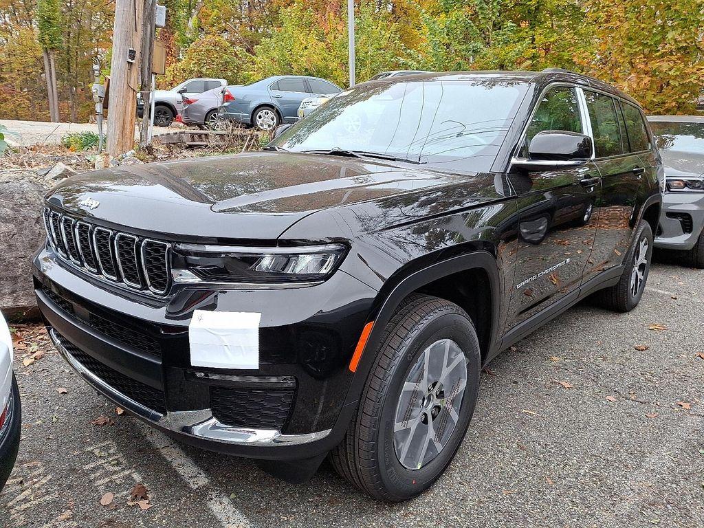 new 2025 Jeep Grand Cherokee L car, priced at $49,495