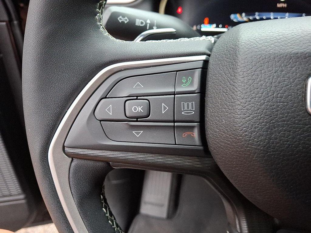 used 2023 Jeep Grand Cherokee car, priced at $31,533