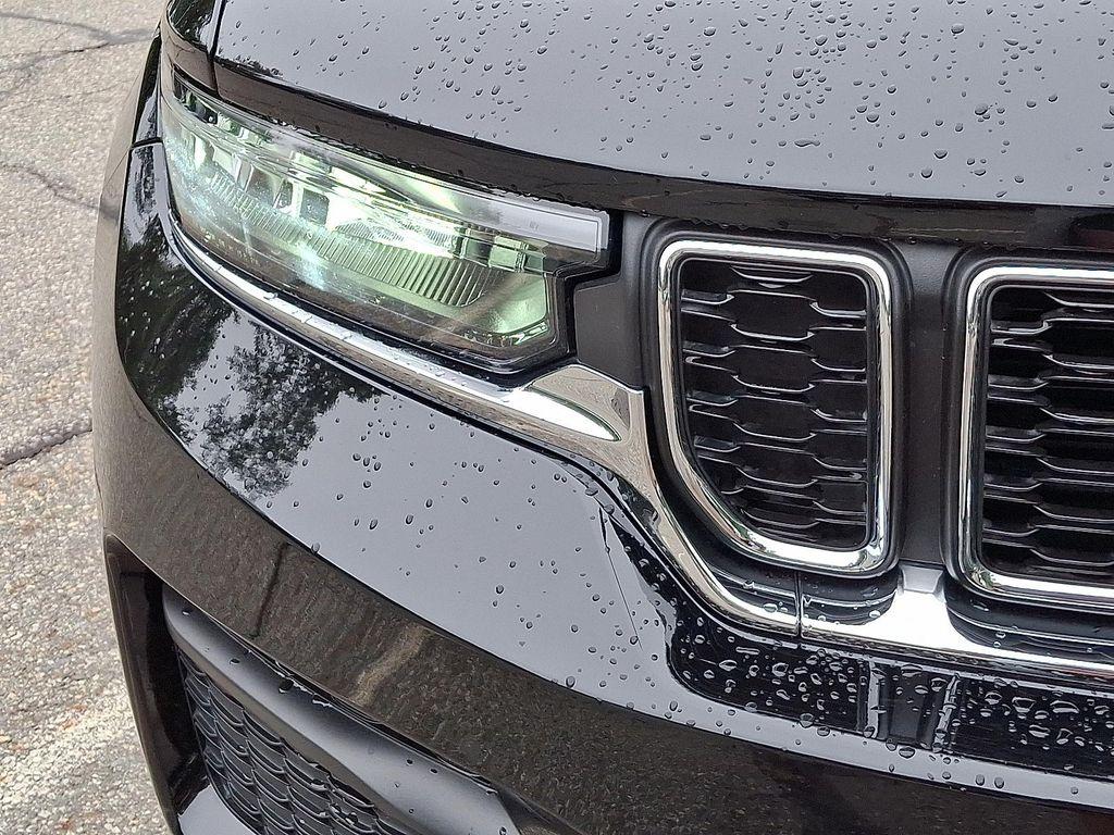 used 2023 Jeep Grand Cherokee car, priced at $31,533