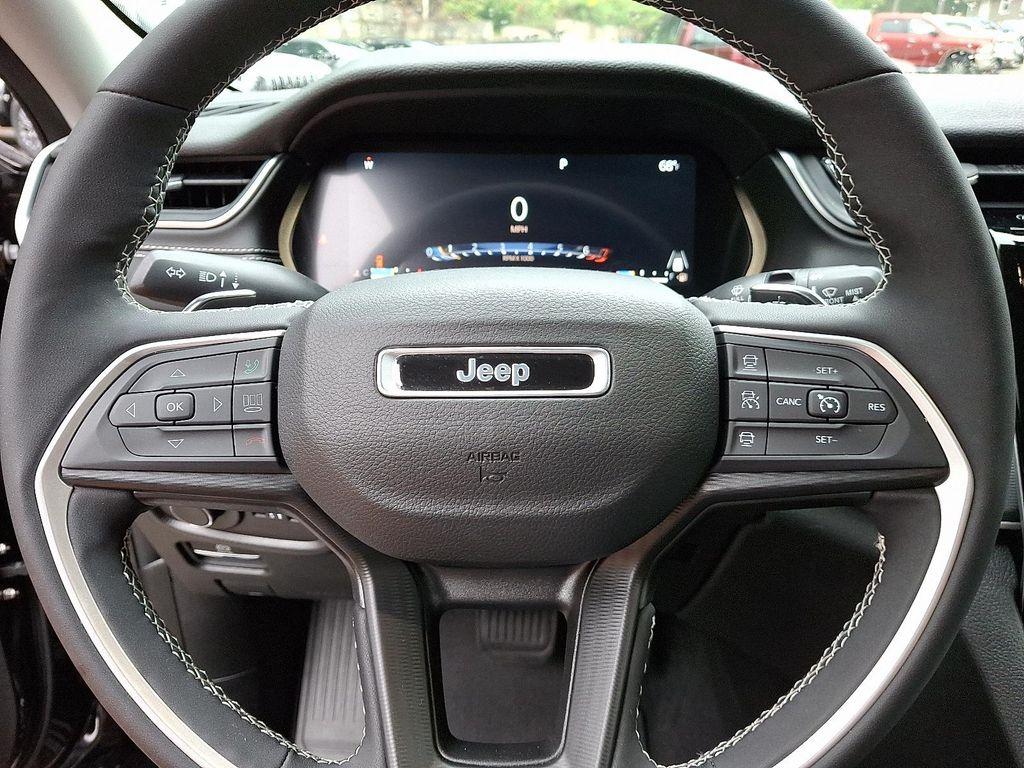 used 2023 Jeep Grand Cherokee car, priced at $31,533