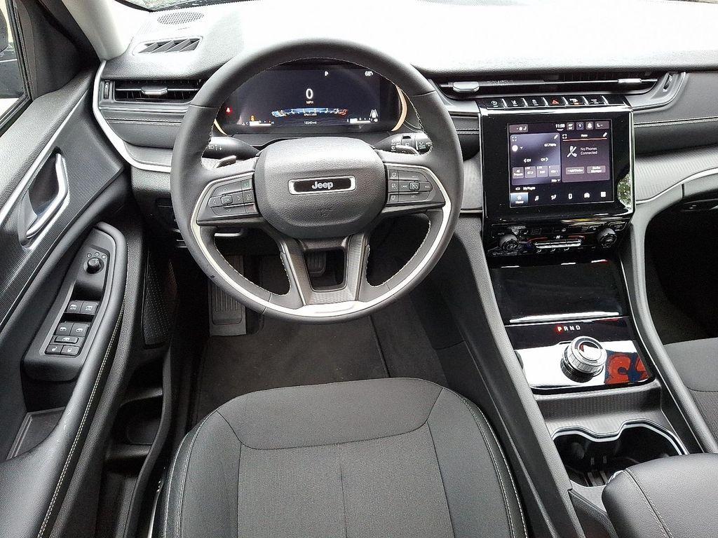 used 2023 Jeep Grand Cherokee car, priced at $31,533