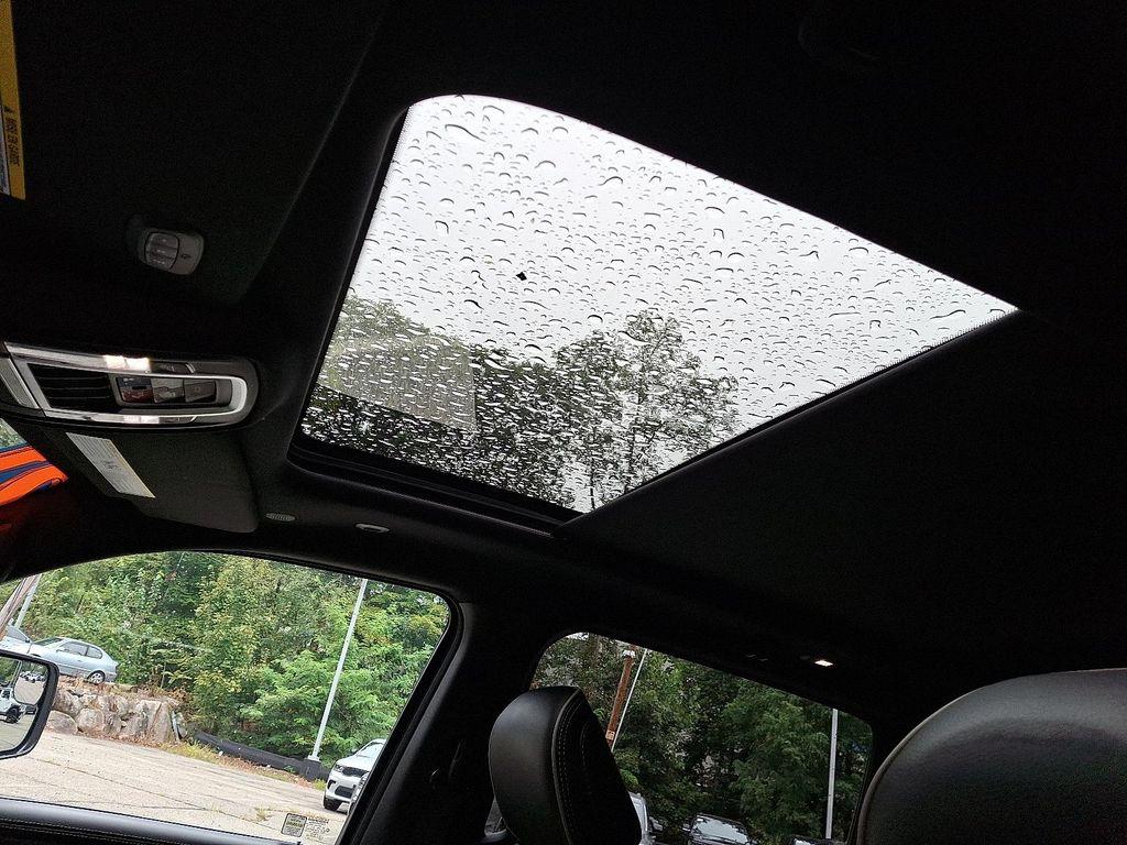 used 2021 Ram 1500 car, priced at $33,921