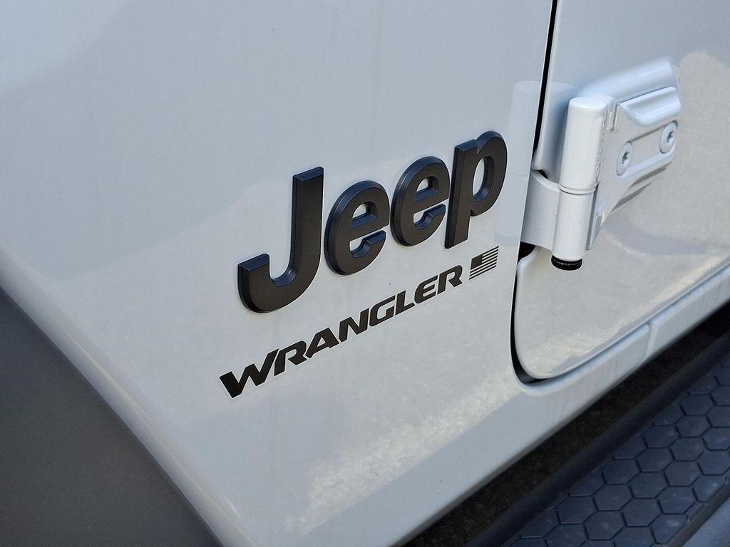 new 2025 Jeep Wrangler car, priced at $49,775