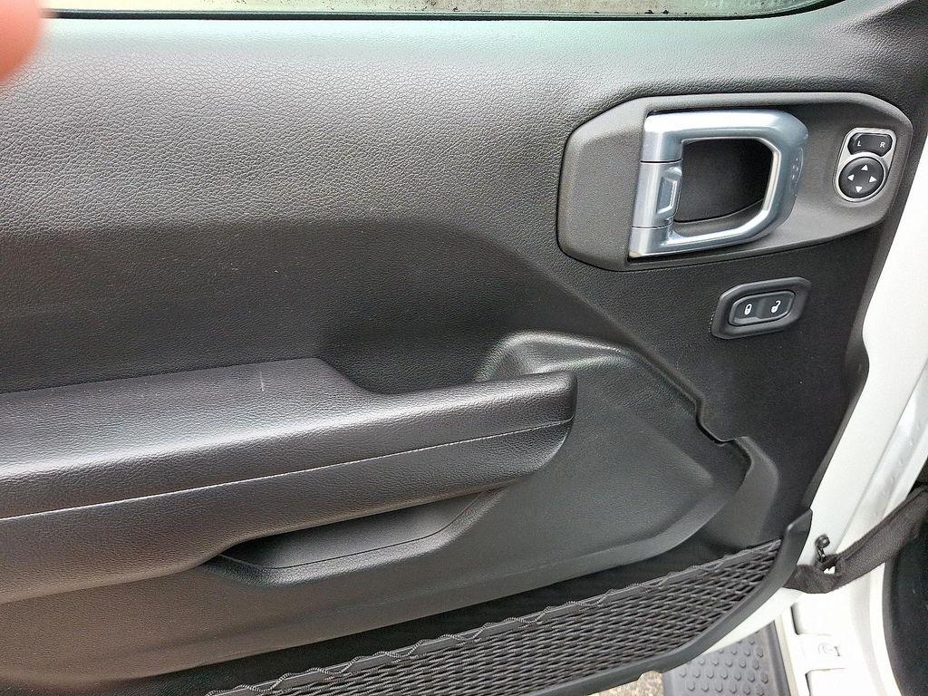 used 2021 Jeep Wrangler Unlimited car, priced at $34,941