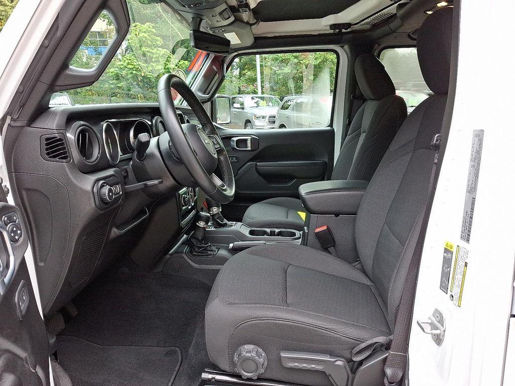 used 2021 Jeep Wrangler Unlimited car, priced at $34,941
