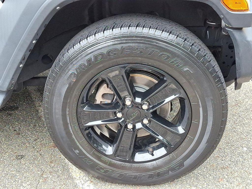 used 2021 Jeep Wrangler Unlimited car, priced at $34,941