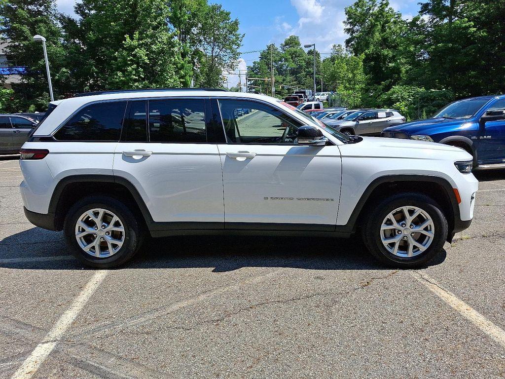 used 2023 Jeep Grand Cherokee car, priced at $35,923