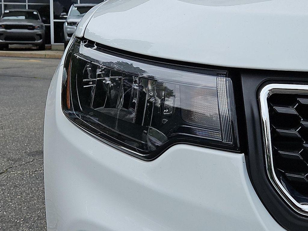 used 2024 Jeep Compass car, priced at $26,324