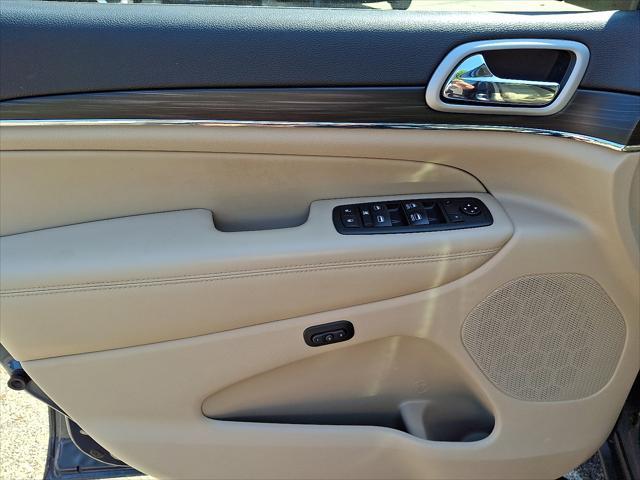 used 2021 Jeep Grand Cherokee car, priced at $27,521