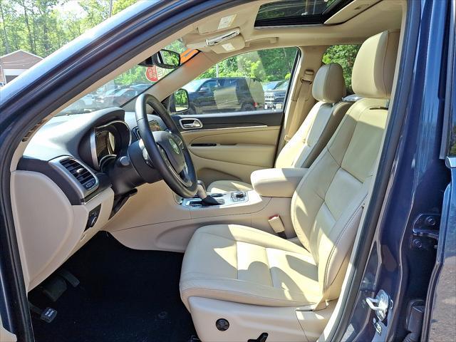 used 2021 Jeep Grand Cherokee car, priced at $27,521