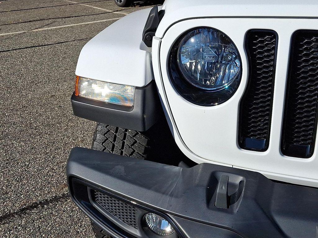 used 2021 Jeep Wrangler Unlimited car, priced at $37,591