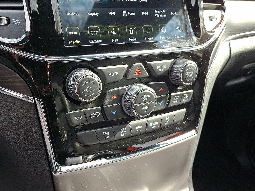 used 2021 Jeep Grand Cherokee car, priced at $25,921