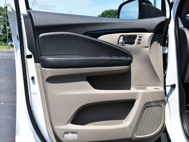 used 2022 Honda Pilot car, priced at $34,701