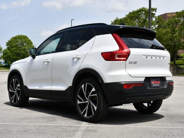 used 2021 Volvo XC40 car, priced at $31,132