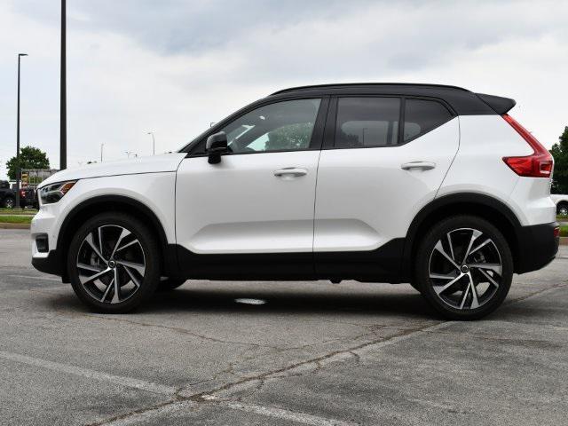 used 2021 Volvo XC40 car, priced at $30,542