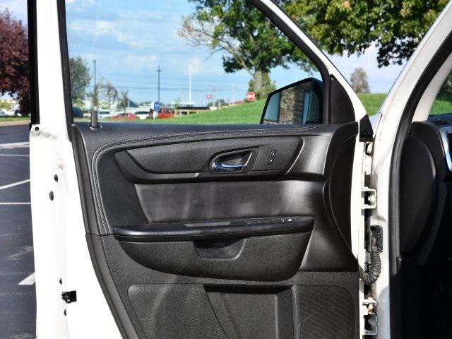 used 2015 GMC Acadia car, priced at $8,678