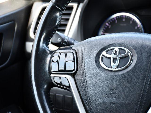 used 2017 Toyota Highlander car, priced at $17,701