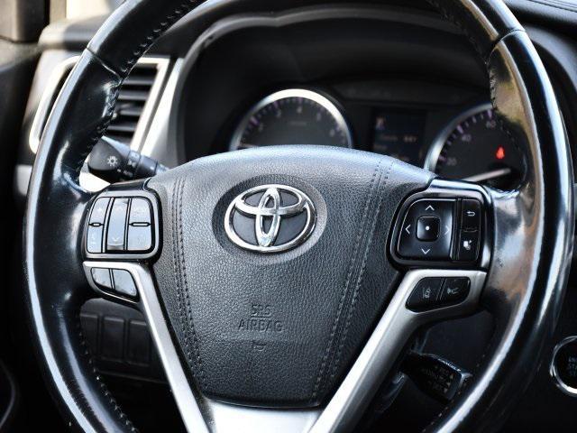 used 2017 Toyota Highlander car, priced at $17,879
