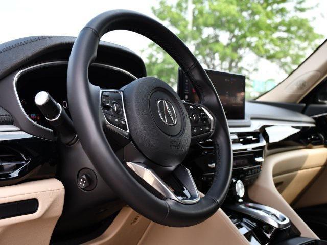 used 2025 Acura MDX car, priced at $49,919