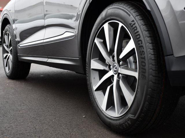 new 2026 Acura MDX car, priced at $61,350