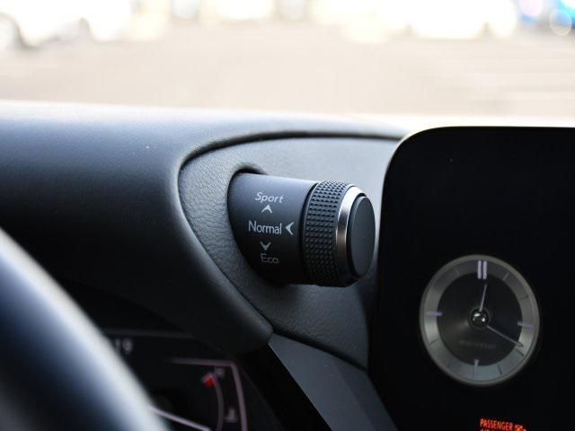 used 2022 Lexus ES 350 car, priced at $34,857