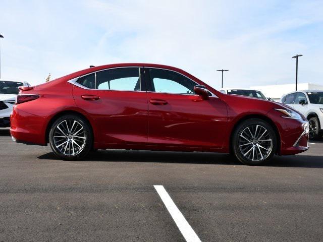 used 2022 Lexus ES 350 car, priced at $34,857
