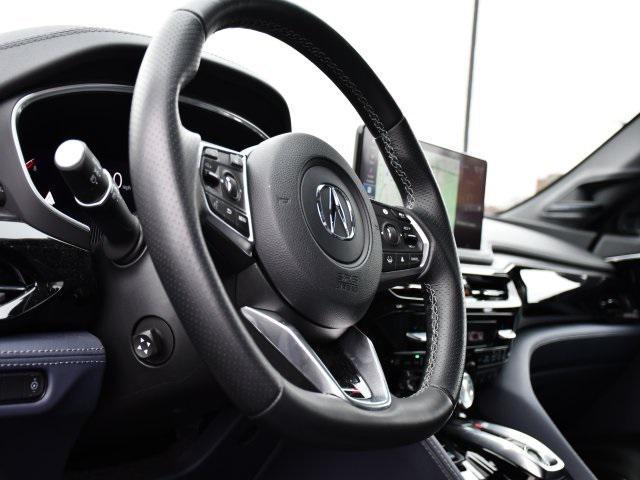 used 2025 Acura MDX car, priced at $68,987
