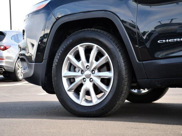 used 2016 Jeep Cherokee car, priced at $11,496