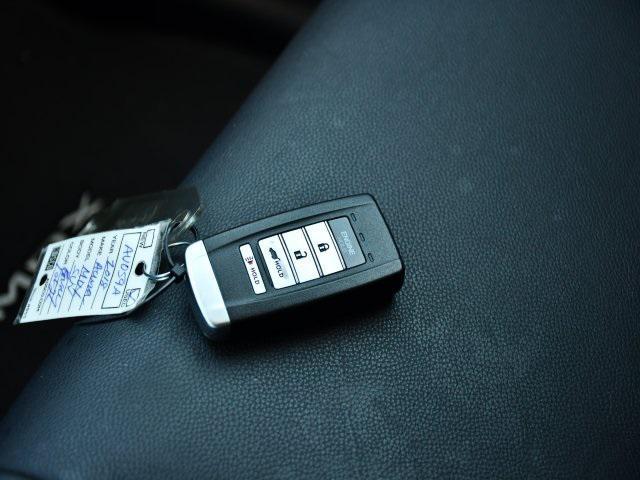 used 2018 Acura MDX car, priced at $25,999