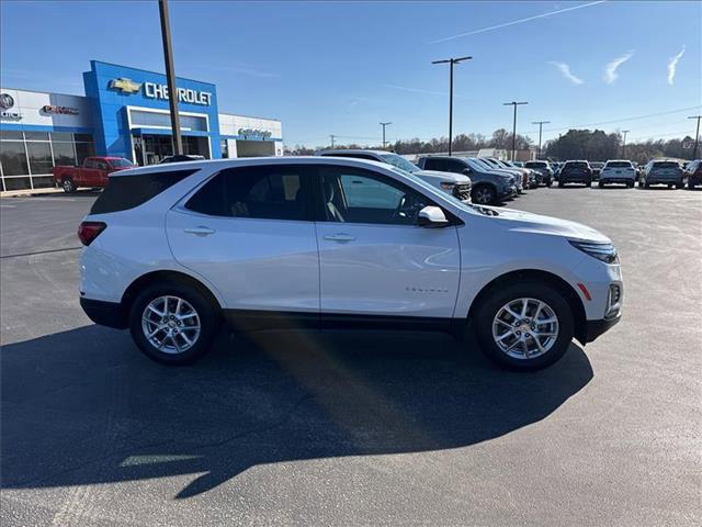 used 2024 Chevrolet Equinox car, priced at $25,995