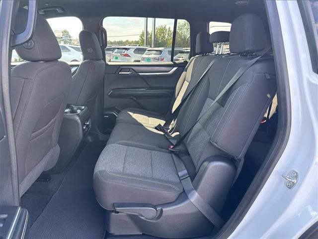 used 2025 GMC Acadia car, priced at $34,995