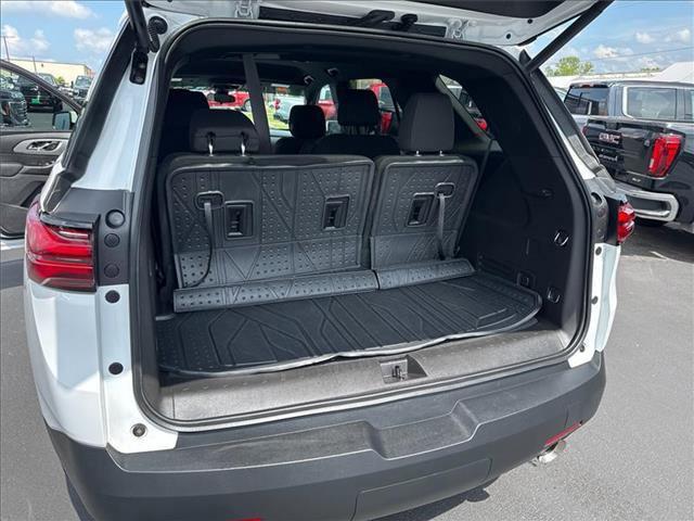 used 2023 Chevrolet Traverse car, priced at $32,995