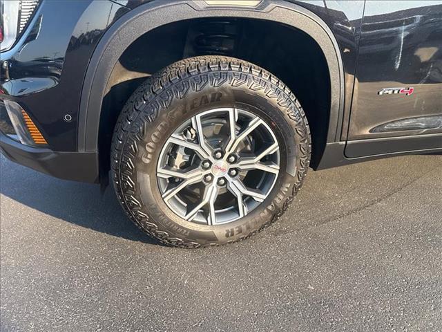 used 2025 GMC Acadia car, priced at $49,995
